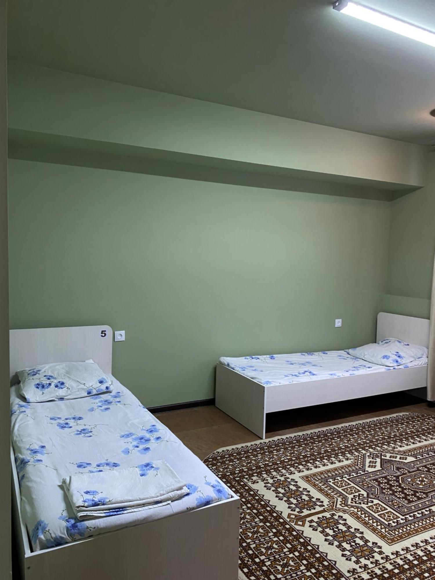 Mang'O Hostel Aqtau Esterno foto
