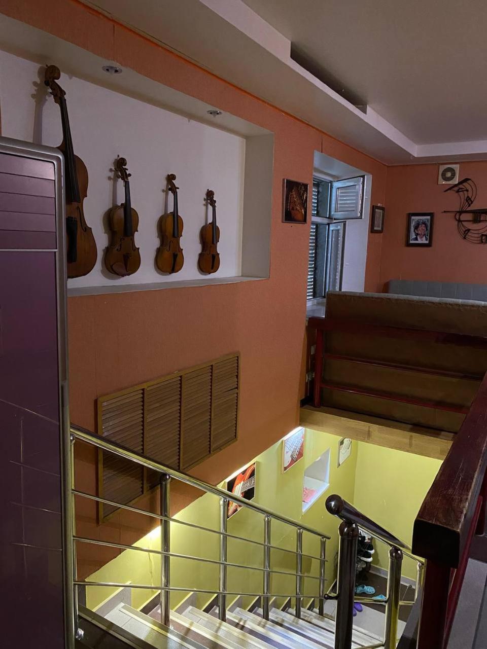 Mang'O Hostel Aqtau Esterno foto